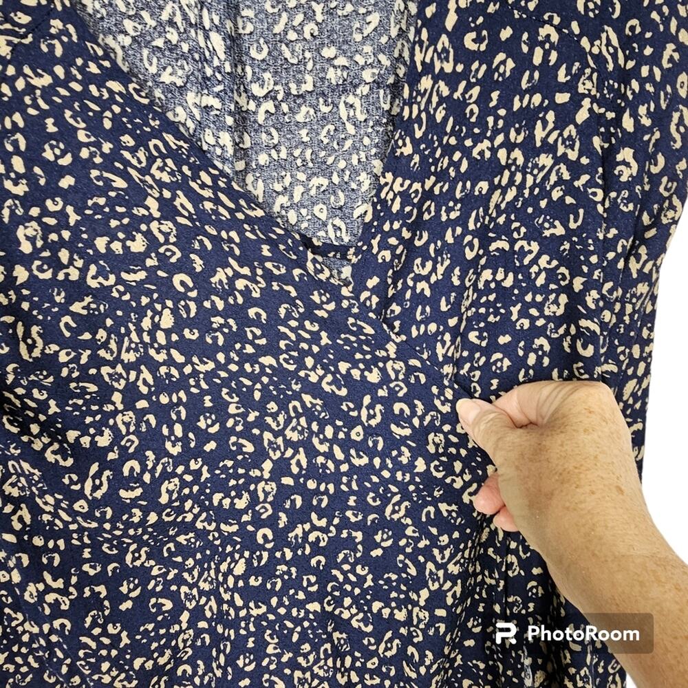 BAKU Navy Animal Print Crossover Blouse NWT Size L - Picture 4 of 11